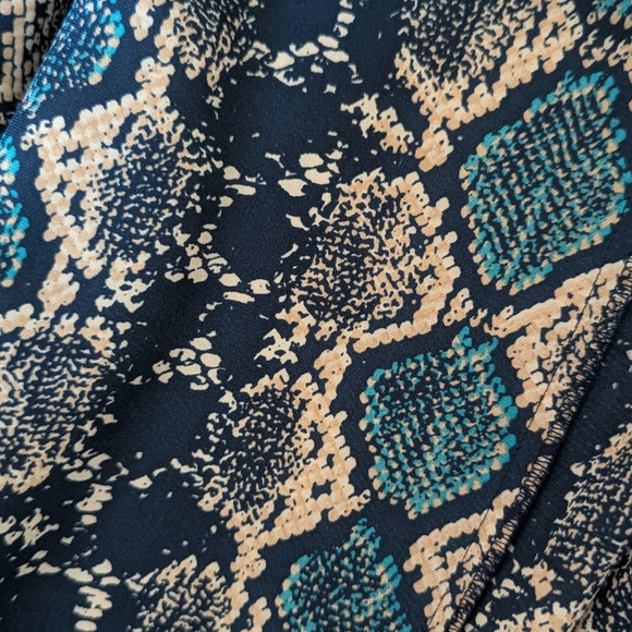 Guess Python Blue and Cream Drape Open Front Kimono Size Women's M - Picture 3 of 7